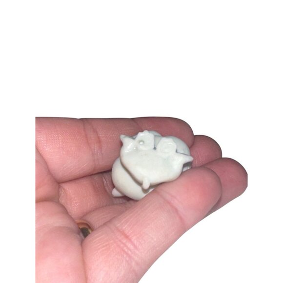 Littlest Pet Shop LPS Carlie Hippocampo #1-148 Mini Hippo Gray - Picture 4 of 4